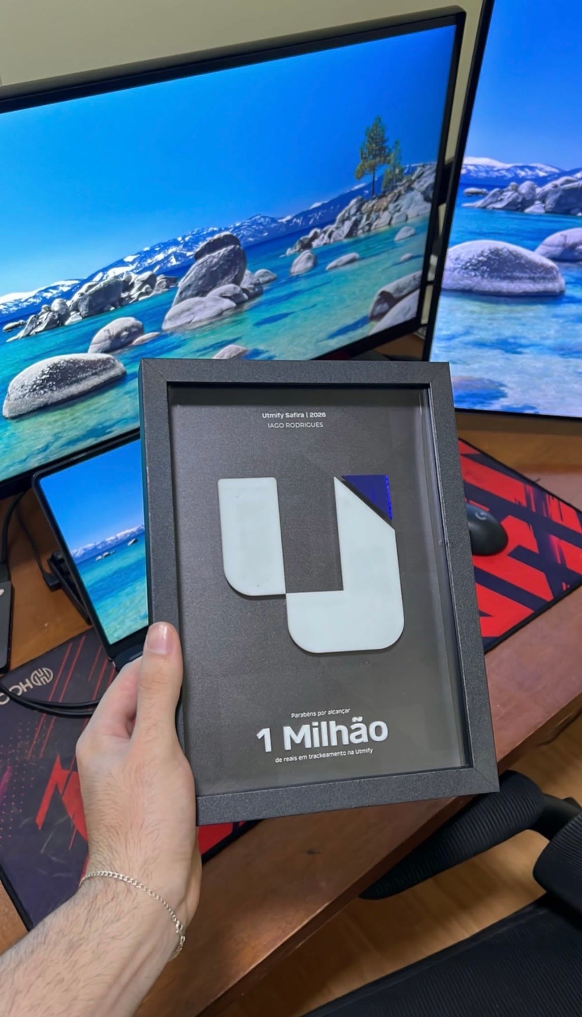 Utmify Sapphire award for R$1 million tracked, made out to Iago Rodrigues